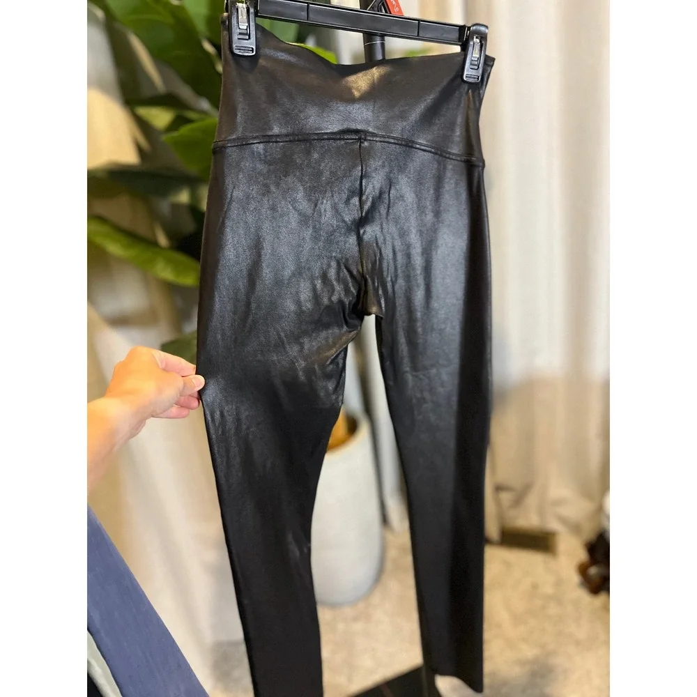 Spanx Faux Leather Leggings Very Black High Rise Shaping Slimming Pants Womens S